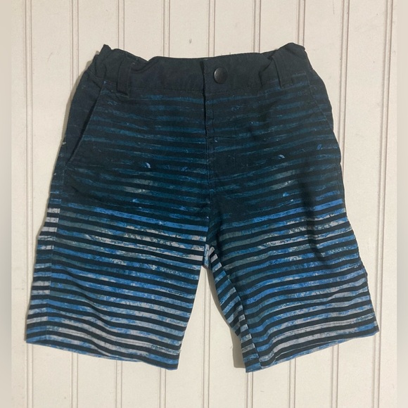 Art Class Boy’s Swim‎ Trunks Blue White Stripes Size 6 Deep Pockets Easy Closure - Picture 1 of 7